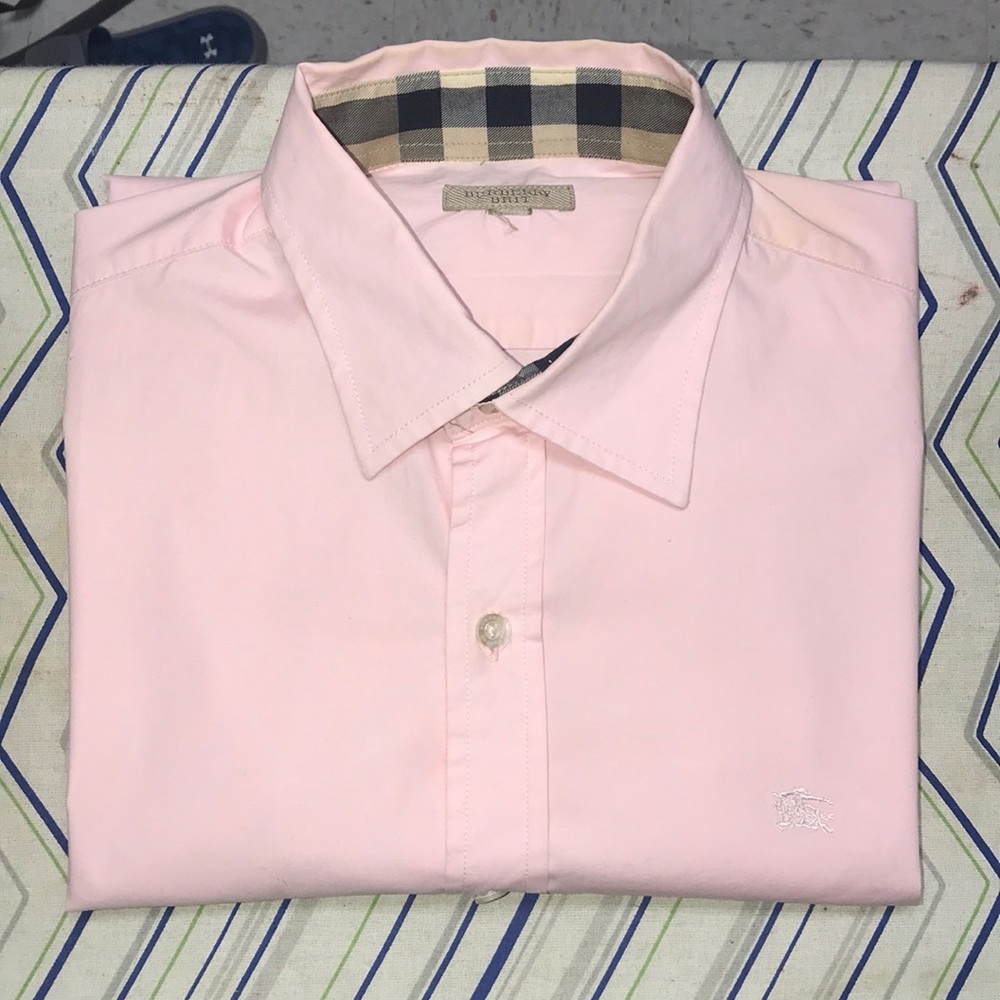 Stretchy Burberry Button Down